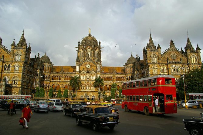3 Days Complete Mumbai Tour Inclusive of Bollywood Studio Experience - Day 1 Route: Elephanta Caves to Dharavi, with Architecture Stops