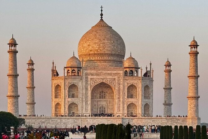 All Inclusive Taj Mahal Tour From Mumbai - Sunrise Taj Mahal: Why this timing actually matters