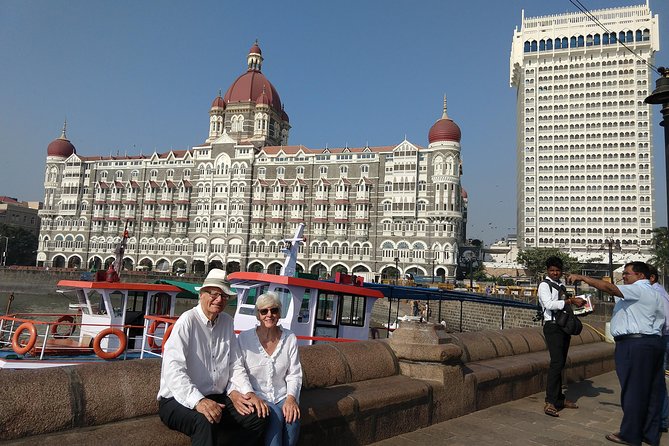 Best Mumbai Group Sightseeing Tour - Chhatrapati Shivaji Maharaj Vastu Sangrahalaya and Kala Ghoda: where the guide earns their pay