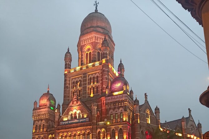 Best of Mumbai by Day/Night Private Tour With Meal and Transport. - Stop 2: Chowpatty Beach, food-stall vibes, and people-watching
