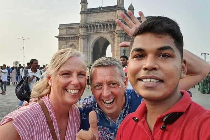 Best of Mumbai by Day/Night Private Tour With Meal and Transport. - Stop 6: Hanging Gardens and the Marine Drive viewpoint