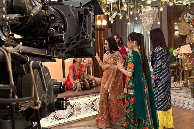 Bollywood Studio Tour with Guide and Transport - What’s Included (And What That Means for Your Day)