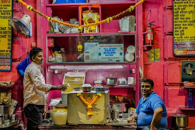 Bombay Express Mumbai Food Tour with 15+ Tastings - Marine Lines street chaat and the Parsi flavor link