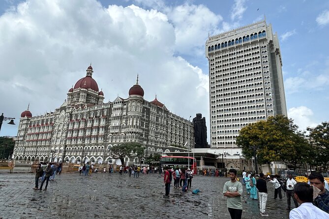 Cruise to Mumbai Historical Tour - Getting around: pickup, mobile ticket, and the traffic factor