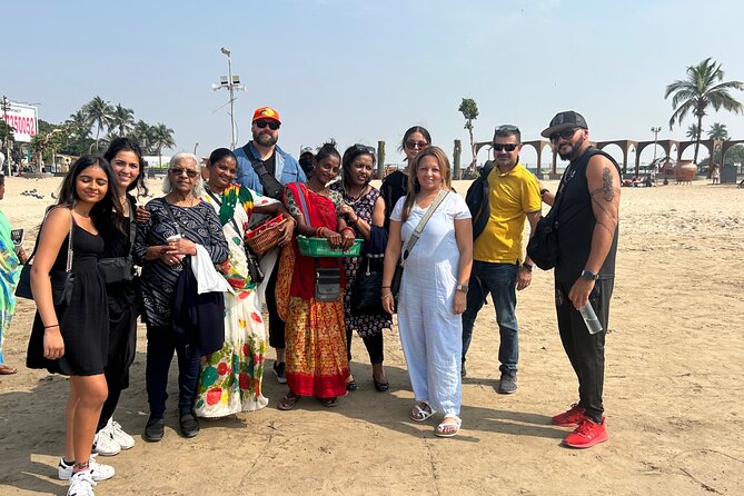 Cruise to Mumbai Historical Tour - Dhobhi Ghat: Mahalaxmi Dhobi Ghat in real time
