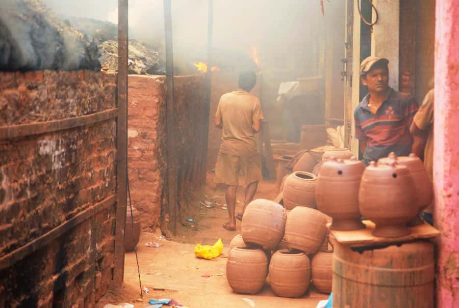 Dharavi: Daily Life inside Asia's Largest Slum walking tour - Third Wave Coffee to Dharavi’s edge: how the walk starts