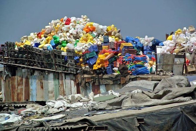 Dharavi Slum Tour in Mumbai - Starting at Mahim Railway Station: the tour’s easy-to-find launch