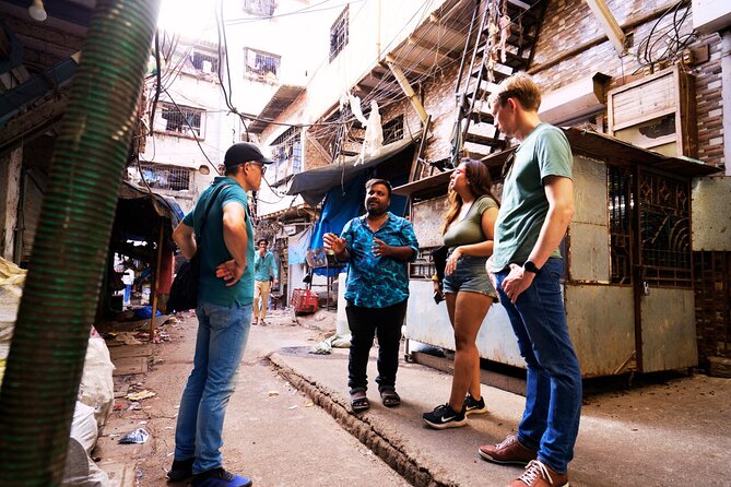 Dharavi Slum Walking Tour: Daily Life in Asia's Largest Slum - Key things worth knowing before you go