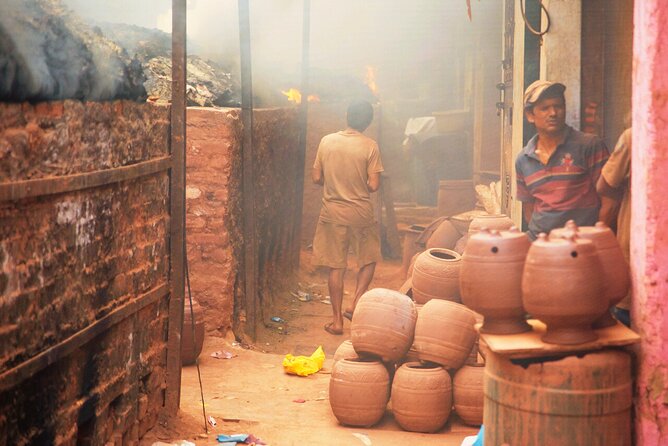 Dharavi Slum Walking Tour: Daily Life in Asia's Largest Slum - Dhobi Ghat: seeing a working part of Mumbai
