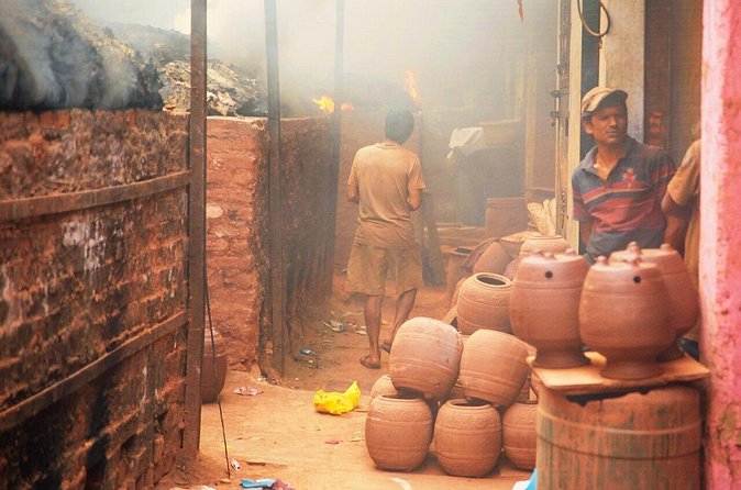 Dharavi Slum Walking Tour: Daily Life in Asia's Largest Slum - Price and time: why $5.59 can still be a good deal