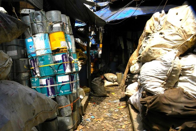Dharavi Small-Group Mumbai - Walking Tour with Guide and Optional Add-ons - Why Dharavi walking tours feel different from typical sightseeing