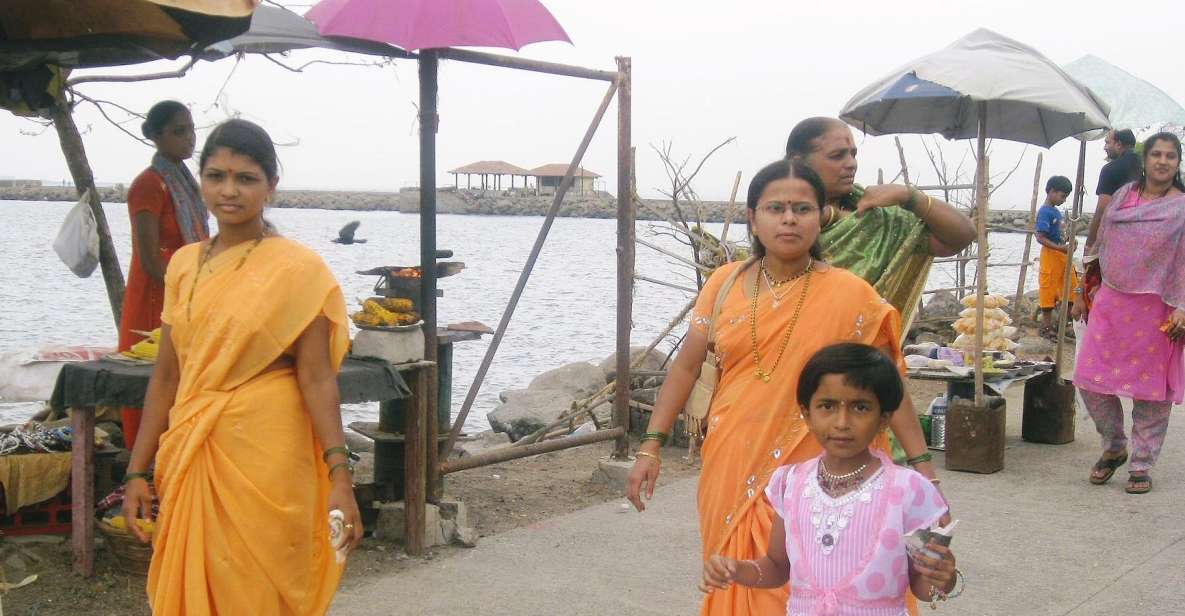 Elephanta Cave Tour with Bollywood Tour - Why this Elephanta and Bollywood combo works as a 9-hour day