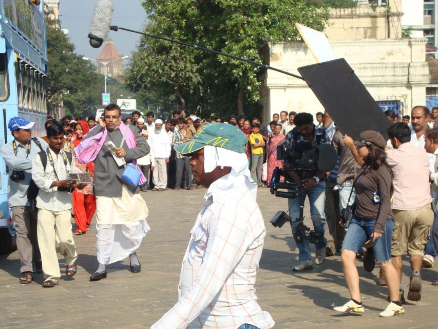 Elephanta Cave Tour with Bollywood Tour - From your hotel to the Gateway of India: what pickup really means