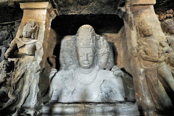 Elephanta Caves & Island Guided Private Tour - From Regal Cinema in Colaba to the port: the drive part