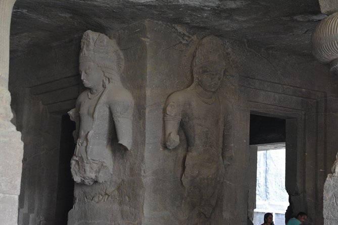 Elephanta Caves & Island Tour with Multiple Options - English guide quality: what the best versions of this tour do