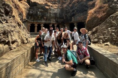 Elephanta Caves Tour by Private Speed Boat - Gateway of India: a quick 5-minute orientation stop