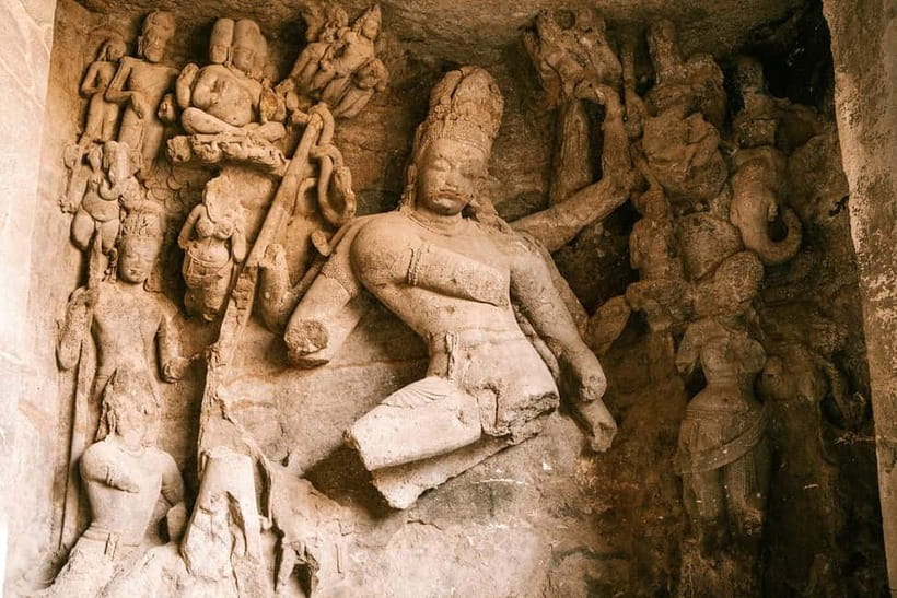 Elephanta caves tour in Mumbai - Group & Private Options - More than one cave: why the smaller ones are worth your time