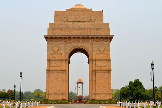 Golden Triangle Tour 4 Days From Mumbai with Return Flights - Price and value at $950 per person: how to judge it