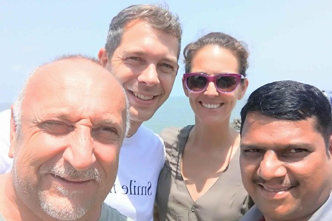 Half Day Mumbai City Private Sightseeing Tour - Chhatrapati Shivaji Terminus and Rajabai Clock Tower: Big Architecture, Small Time