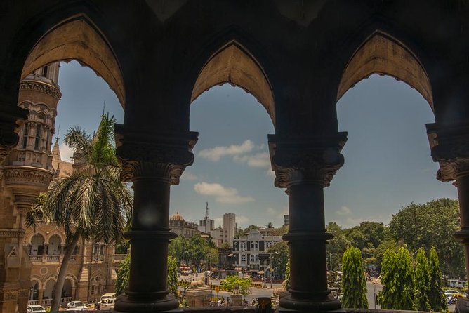 Heritage Walk: Recommended by Gigi Hadid as a must-do in Mumbai - Starting at the Asiatic Society: Fort-Era Mumbai Gets Real Fast