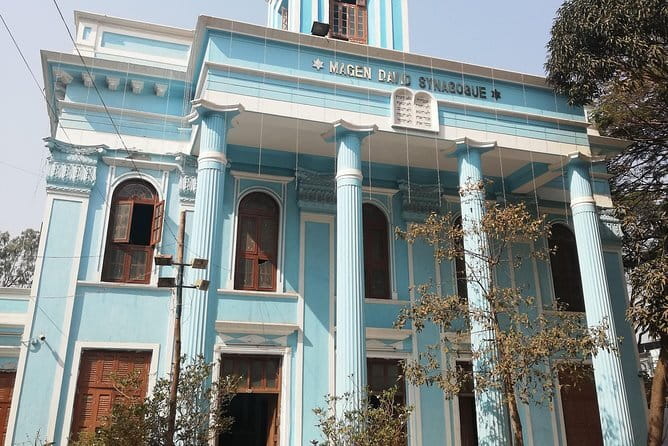 Hill-station & Heritage: Lonavala & Karla Caves Tour from Mumbai - Ekvira Devi Temple: spiritual stop with practical choices