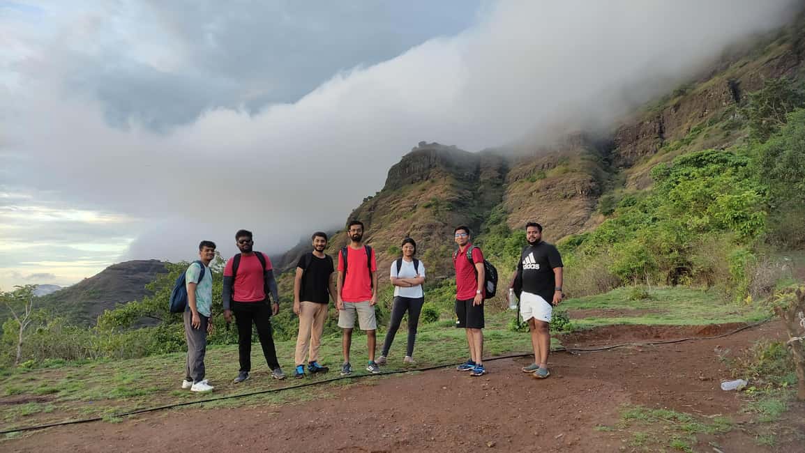 Kalsubai Hike (Midnight Pickup) - Quick hits before you commit