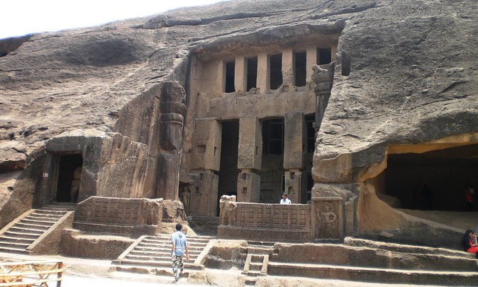 Kanheri Cave with Global Vipassana Pagoda Tour in Private Vehicle - Price and logistics: what $87 actually covers