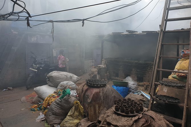 Life In Dharavi: A Guided Tour Of Dharavi Slum - Conversations about development: learning without turning it into a debate