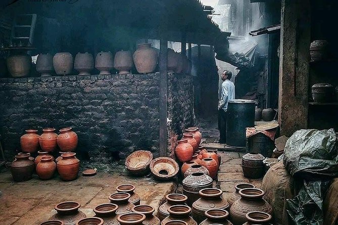 Life In Dharavi: A Guided Tour Of Dharavi Slum - Hotel pickup: a smoother start than you might expect