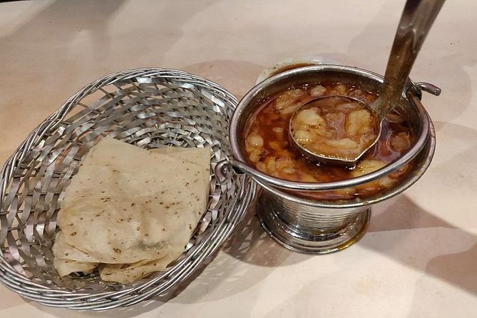Mohd Ali Road Kebab & Curry Food Trail in Mumbai with Guide - Pickup, timing, and how the day actually feels
