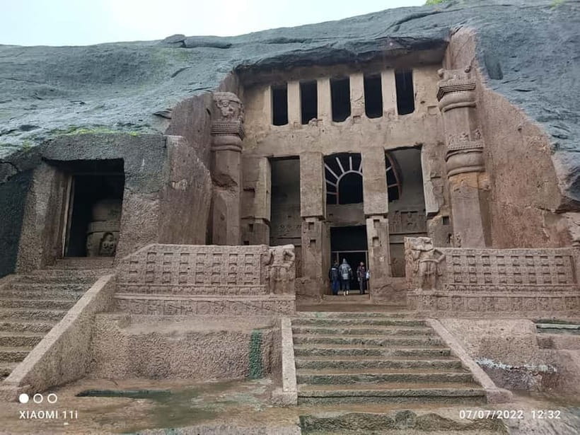 Mumbai: Buddhist Kanheri Caves with Golden Pagoda Temple - Sanjay Gandhi National Park Stops: Photos, Shade, and a Breather