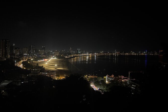 Mumbai By Night: Lights & Luminance - Photography and comfort tips I actually use on night city walks