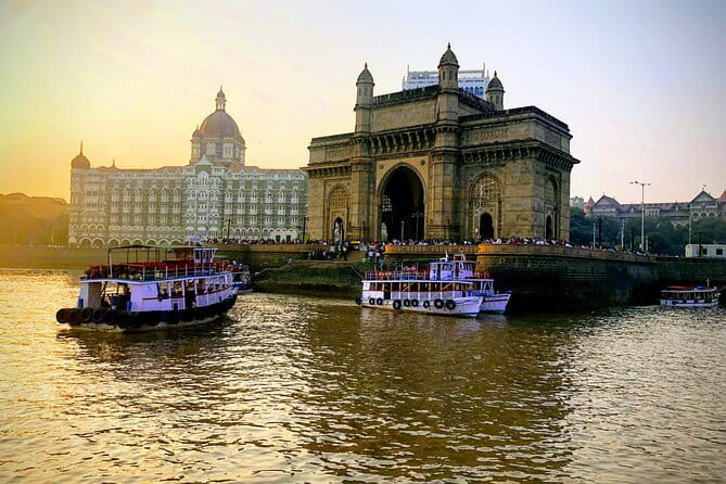 Mumbai City Sightseeing and Elephanta Caves Tour - Brihanmumbai Municipal Corporation Building: Architecture That Signals Authority