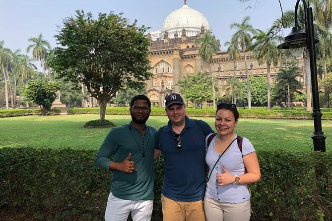 Mumbai City Tour & Dharavi Slum: Full-Day Private Experience - Marine Drive to Malabar Hill: sea views plus garden pauses