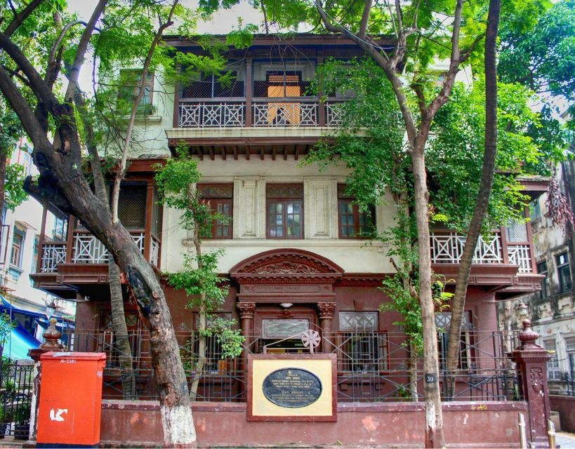 Mumbai: City Tour, Elephanta Caves, Dharavi Slum W/Options - The small friction points: heat, tips, and keeping your expectations clean
