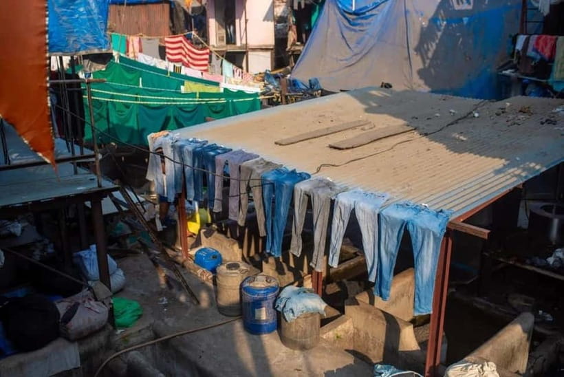 Mumbai: Dharavi Slum and Dhobi Ghat Laundry Tour - Why Dharavi and Dhobi Ghat fit together so well