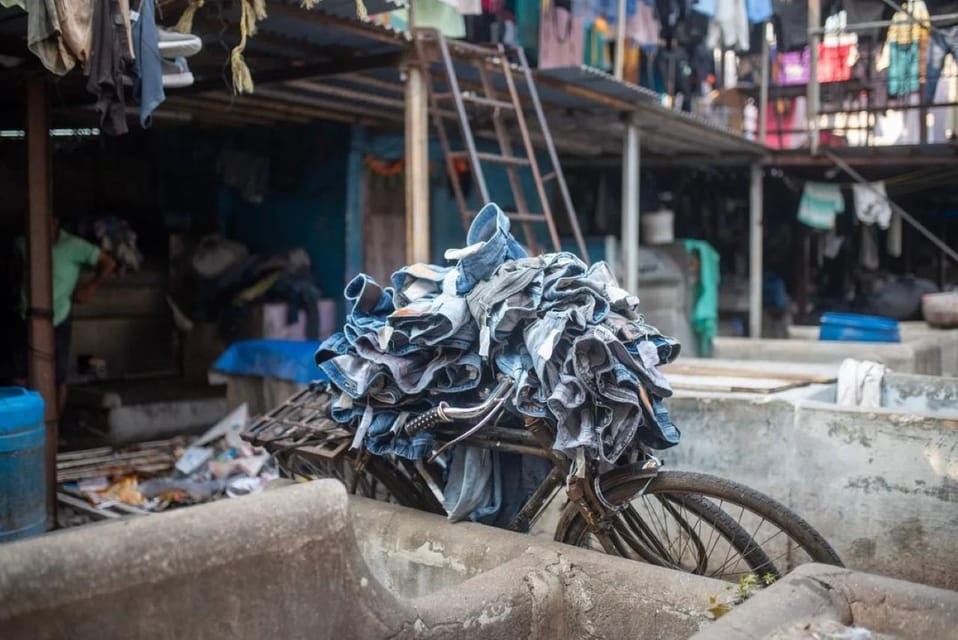 Mumbai: Dharavi Slum and Dhobi Ghat Laundry Tour - Should you book this Dharavi Slum and Dhobi Ghat Laundry Tour?