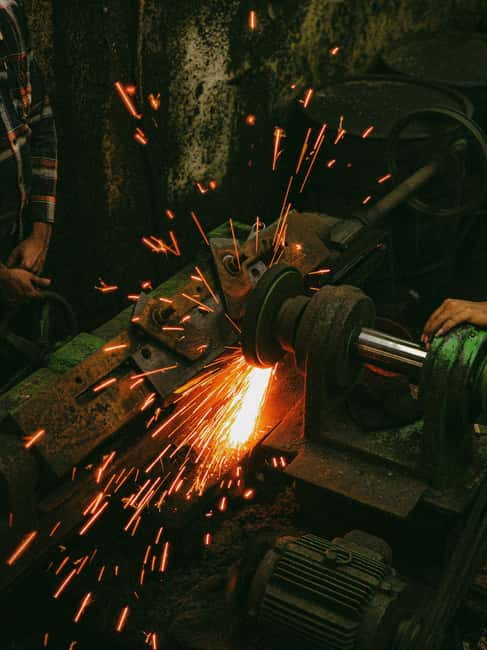 "Mumbai Dharavi Slum Tour" - Industrial Area: Recycling and Small-Scale Manufacturing You Can Actually Follow