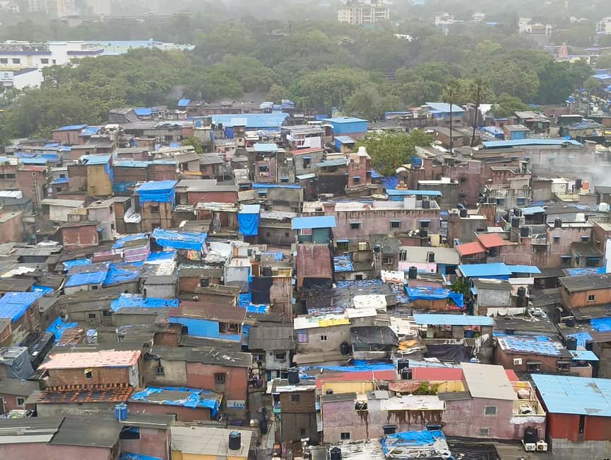 "Mumbai Dharavi Slum Tour" - Residential Lanes and Daily Life: Market, Schools, and Leather Manufacturing