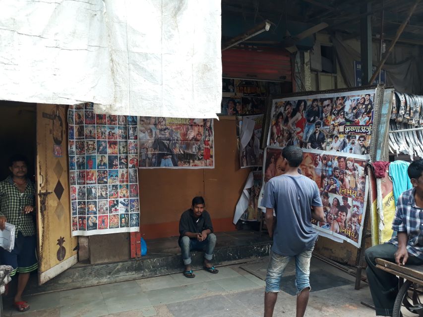 Mumbai: Dharavi Slum Walking Tour with Local Slum Dweller - Recycling in Dharavi: the plastic economy you can see up close