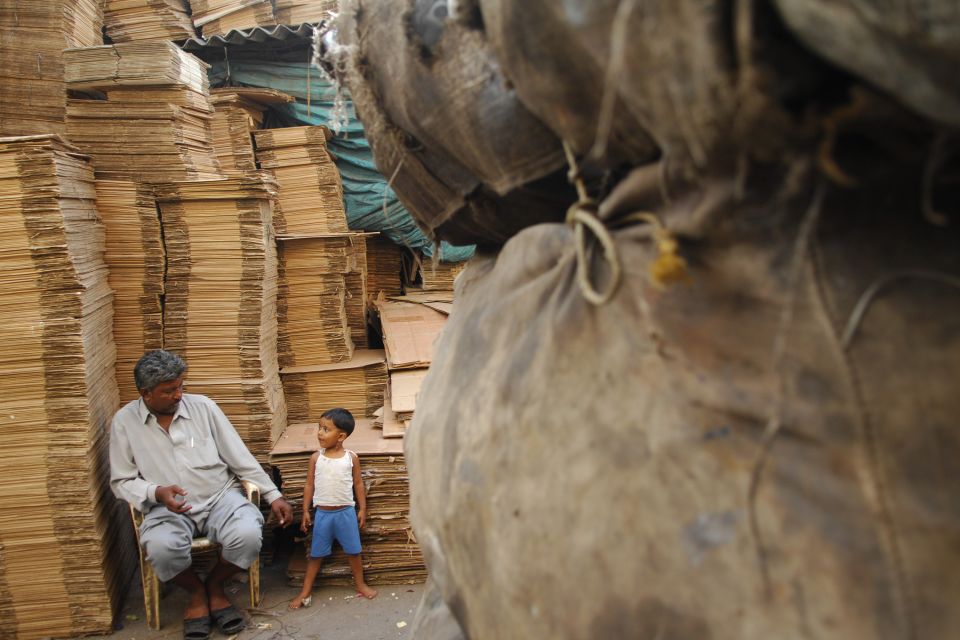 Mumbai: Dharavi Slum Walking Tour with Options - Dharavi, explained in numbers you can actually feel