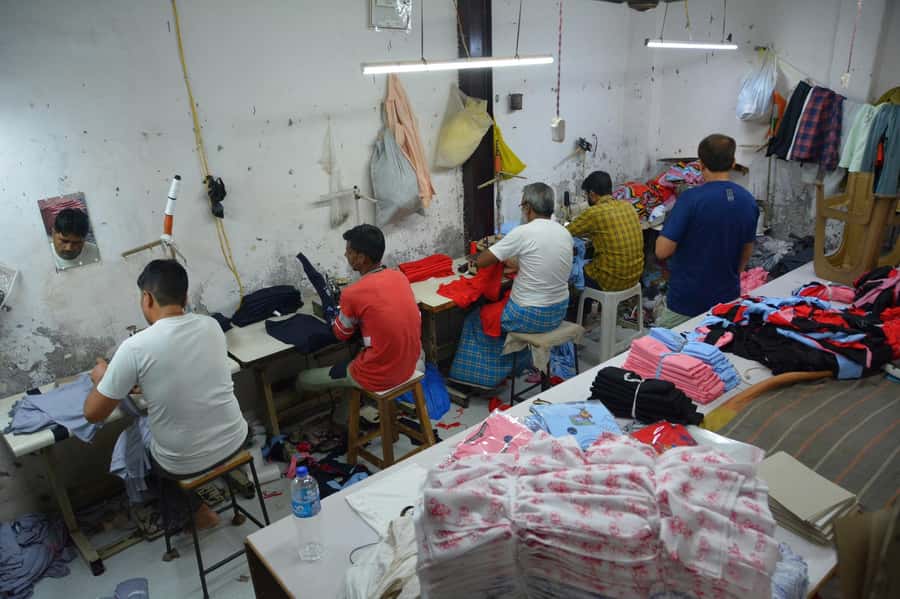 Mumbai: Dharavi Slumdog Tour -See the real Slum with a Local - The laundry and processing moments that change your view of work