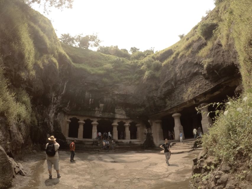 Mumbai: Elephanta Caves Half-Day Guided Tour with Expert - First Impressions: UNESCO Basalt Caves Above Mumbai