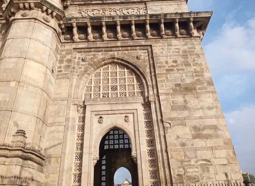 Mumbai: Exclusive Full-Day City Tour with Optional Caves - Dharavi slum visit: how to do it thoughtfully with a guide