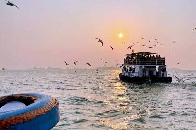 Mumbai Heritage Walk and Elephanta Caves Experience - A Two-in-One Day: Ferry to Elephanta and a Southern Mumbai Heritage Walk