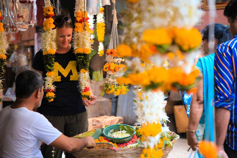 Mumbai: Local Transport & Dabbawallah Tour - Price and value: what $31 covers (and why it’s not just a sightseeing deal)