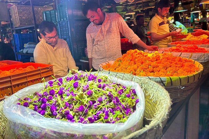 Mumbai Morning Market Tour of Flowers, Fish, and More - Key things I’d circle on your plan