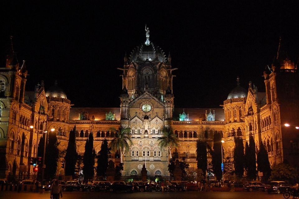 Mumbai Night Tour - Taj Mahal Palace, Mumbai: A Quick Stop With Big Name Recognition