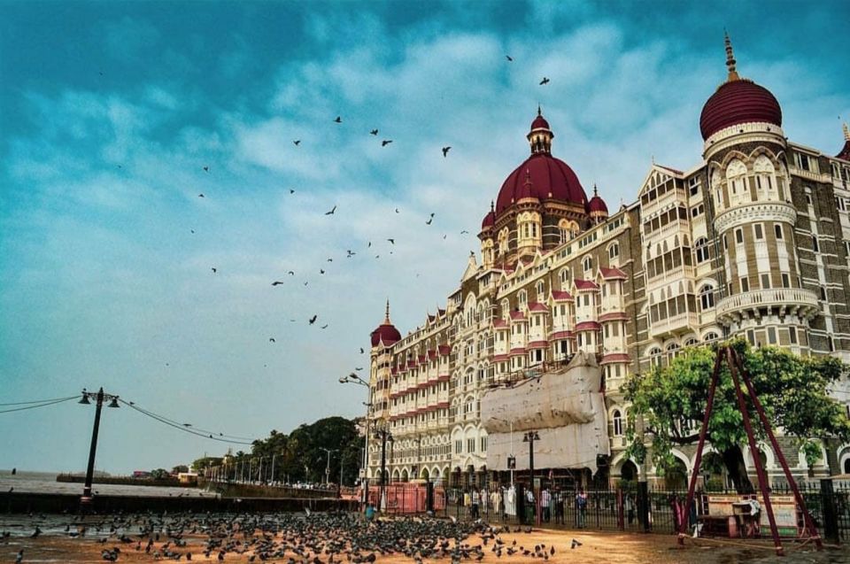 Mumbai: Private 2-Day City and Elephanta Island Tour - City Day 1: Churchgate, the waterfront, and UNESCO at CST