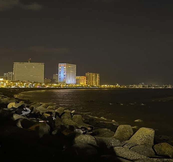 Mumbai: Private Night Sightseeing Tour with Pickup & Drop - Banganga Tank, Churchgate, and Bombay High Court Streets